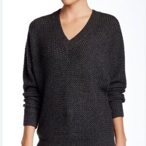VINCE V-NECK WOOL CASHMERE SWEATER BASKET WEAVE SIZE SMALL